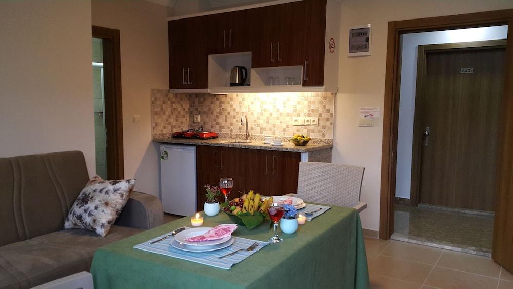 Midi Suites & Hotels Alanya Esterno foto