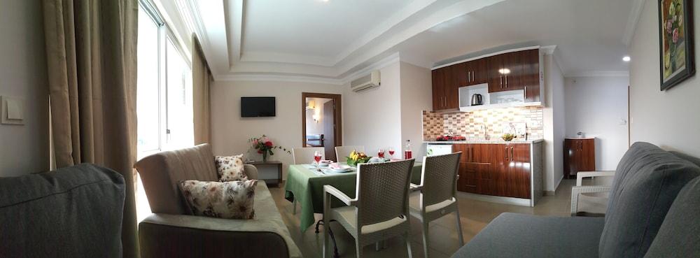 Midi Suites & Hotels Alanya Esterno foto