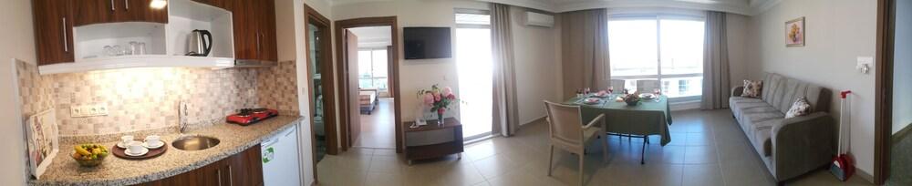 Midi Suites & Hotels Alanya Esterno foto