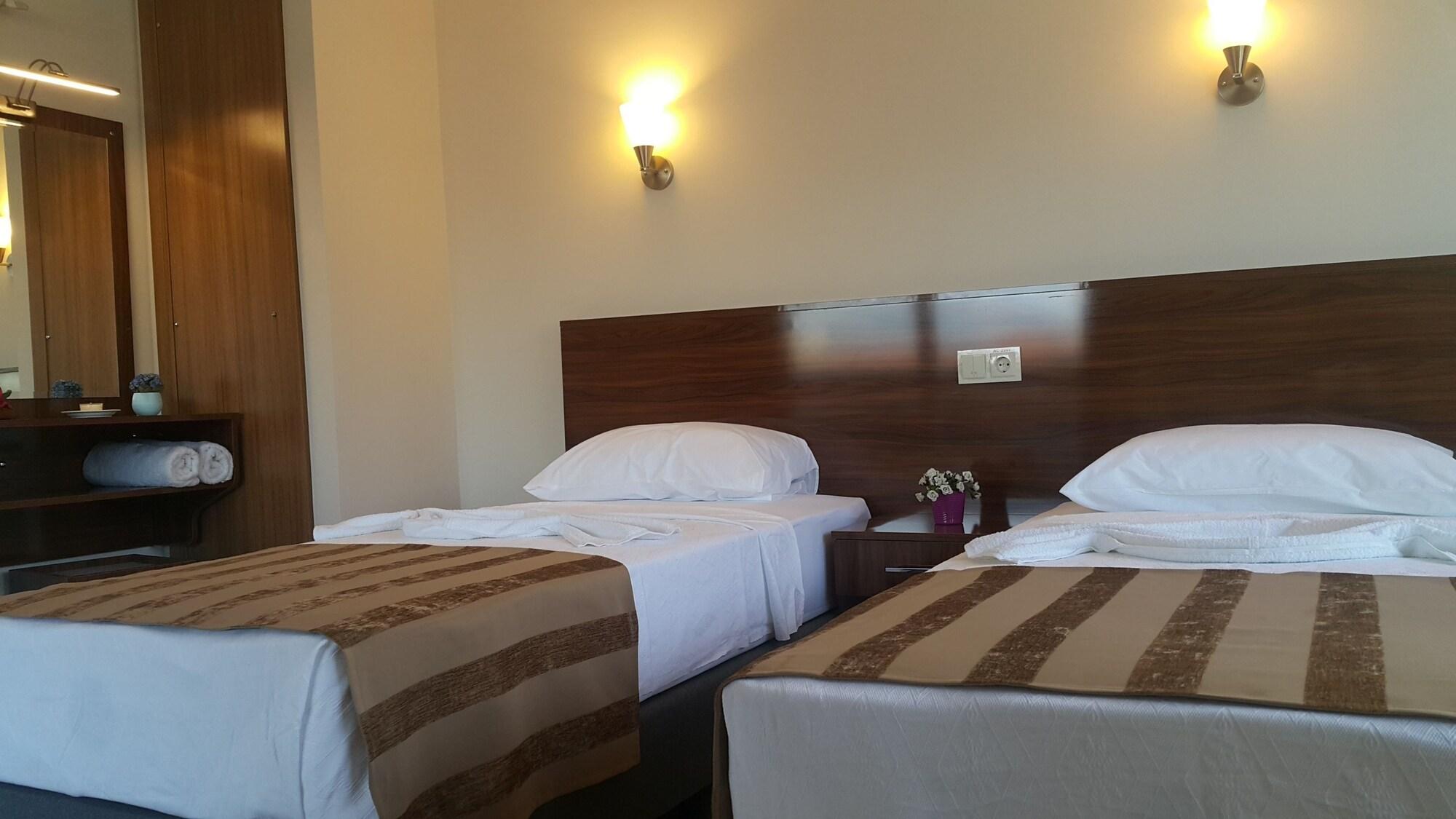 Midi Suites & Hotels Alanya Esterno foto